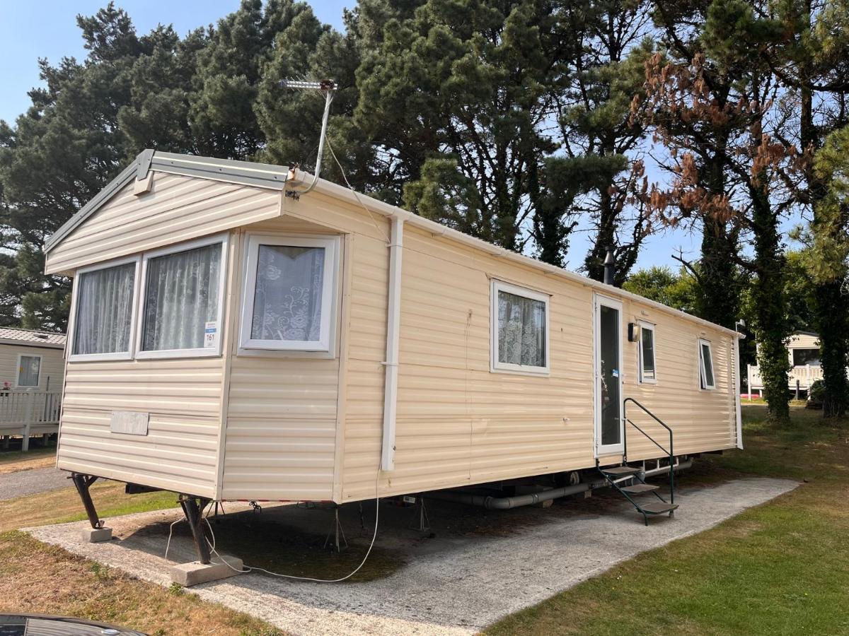 Contemporary Caravan At Newquay Holiday Park Exterior photo